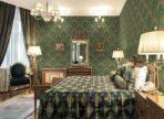 Rich Classical Damask design wallpaper Honey Comb Code 5809-2 - Image 2