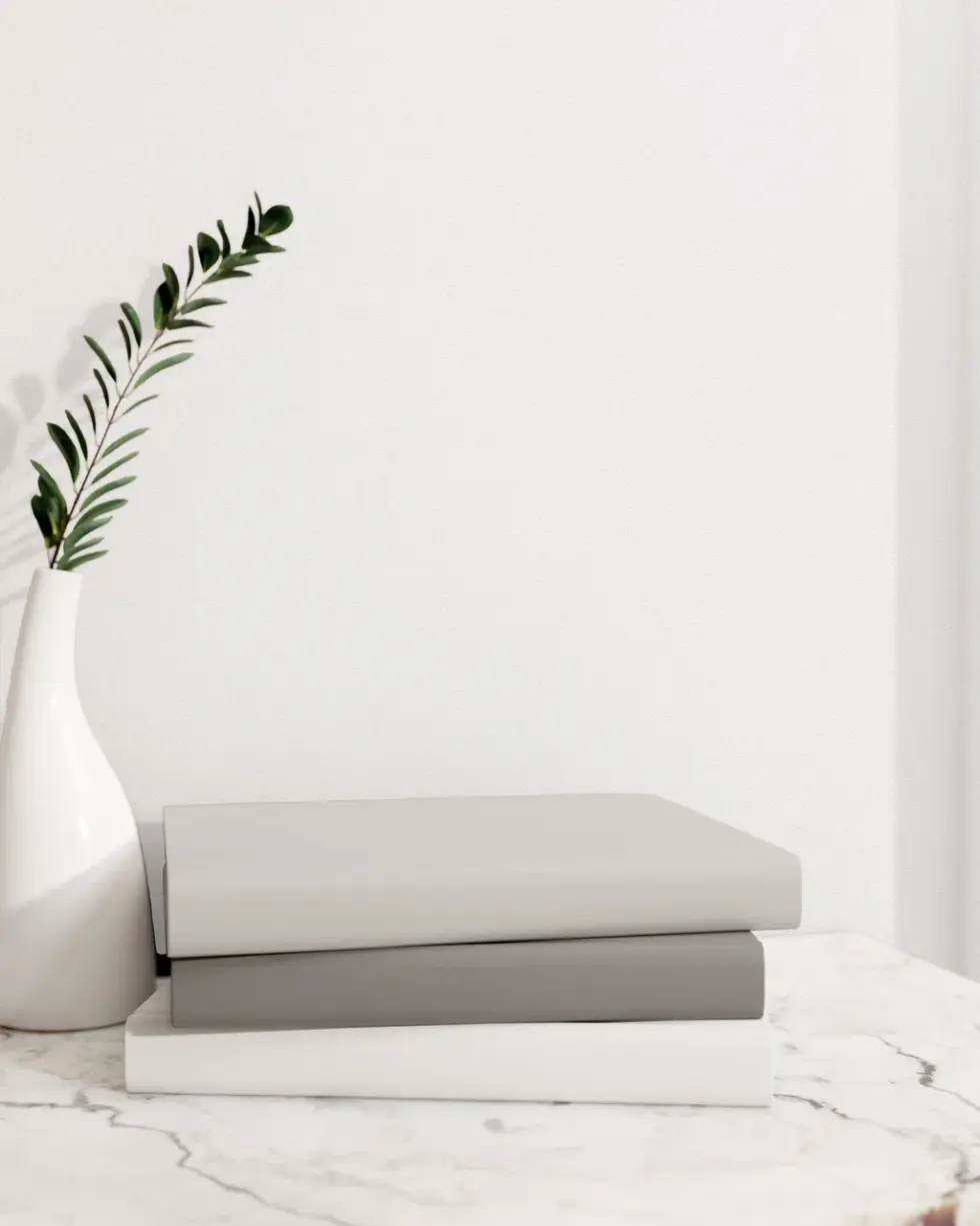 *Modern Plain Pattern Wallpaper, Colour White  Code 24202-1 - Image 2